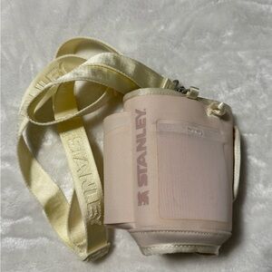 STANLEY THE ALL DAY 40 OZ QUENCHER CARRY-ALL